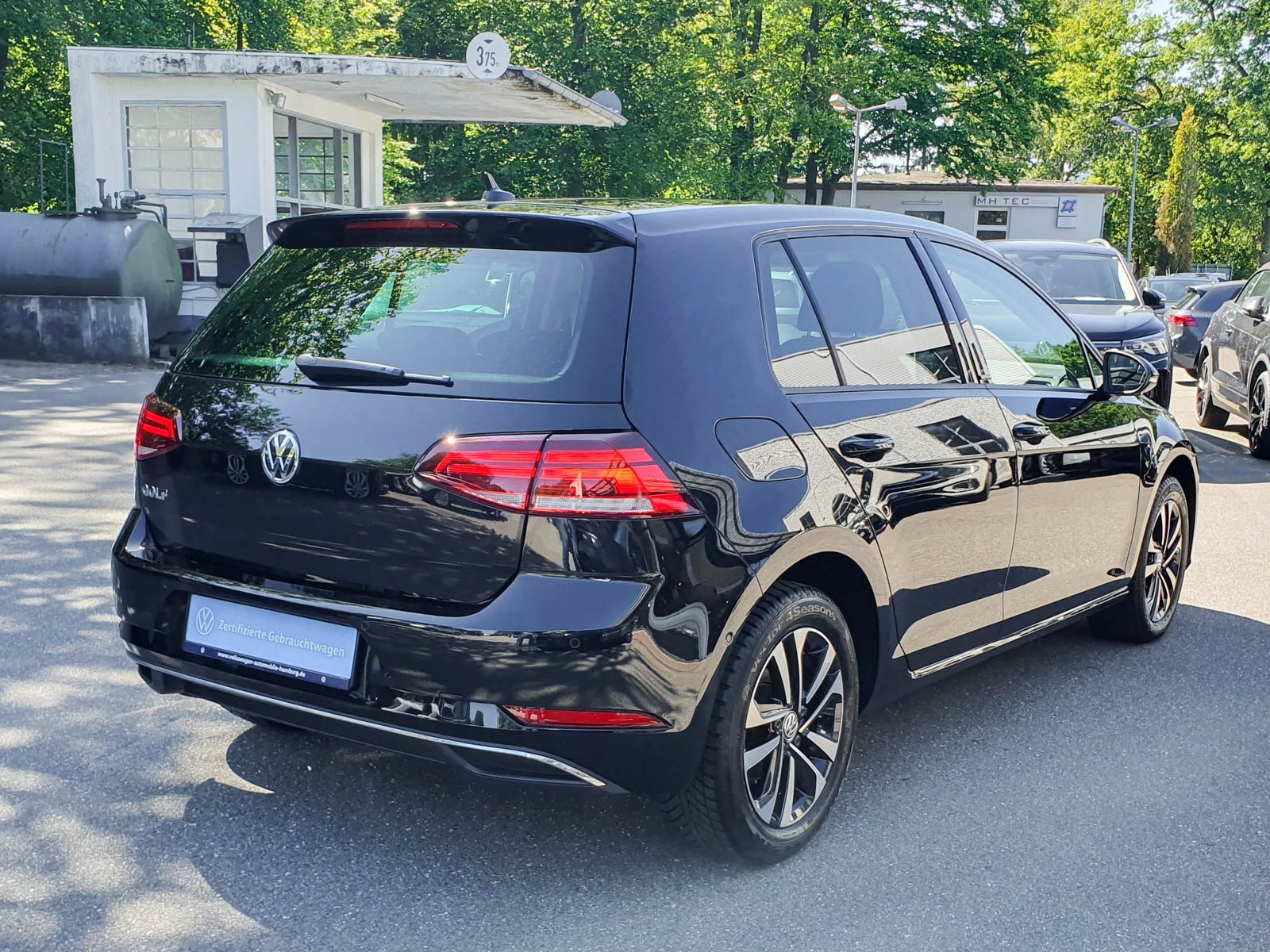 VW Golf VII 1.5 TSI DSG  IQ.DRIVE Ganzjahresreifen