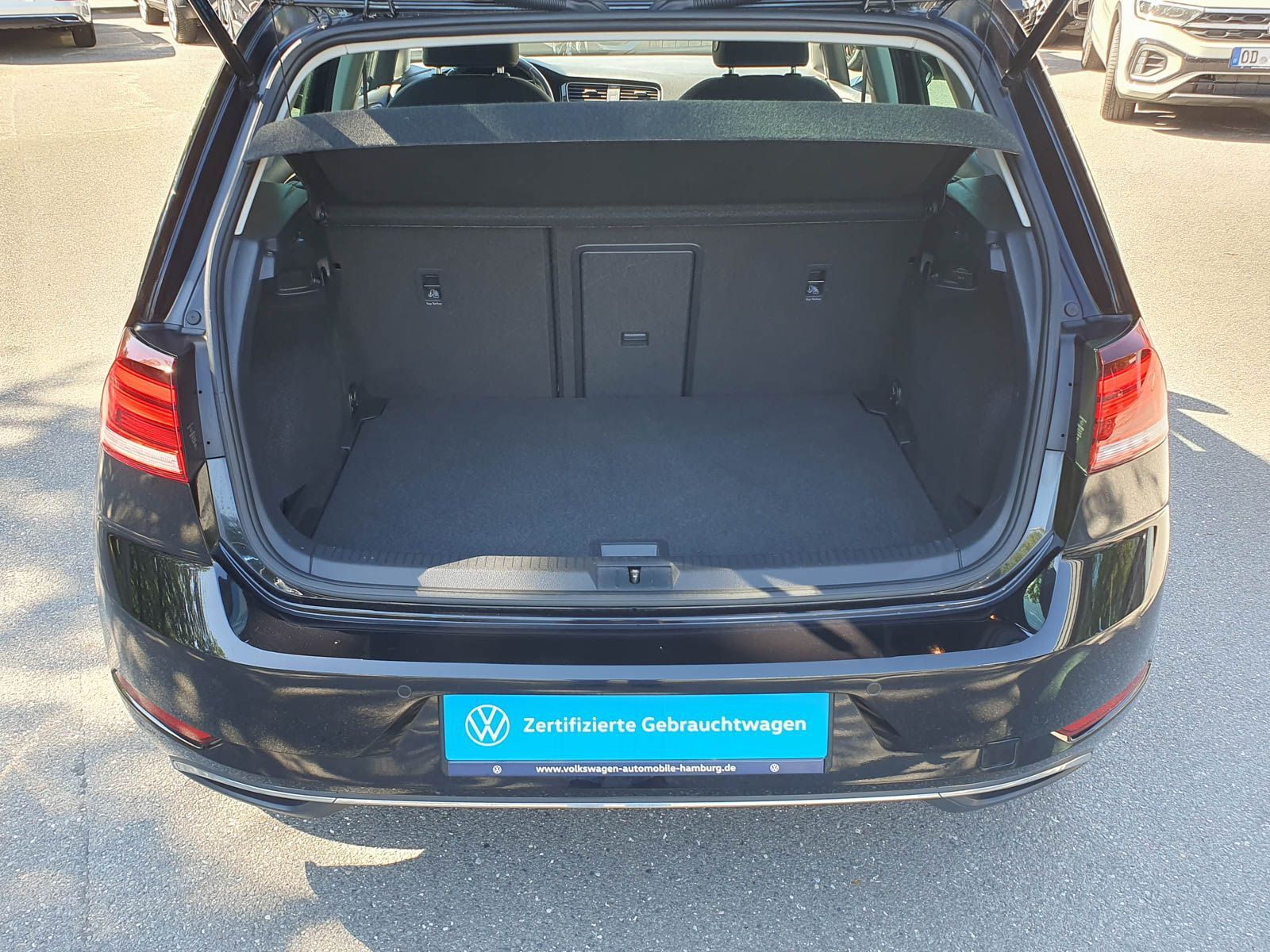 VW Golf VII 1.5 TSI DSG  IQ.DRIVE Ganzjahresreifen