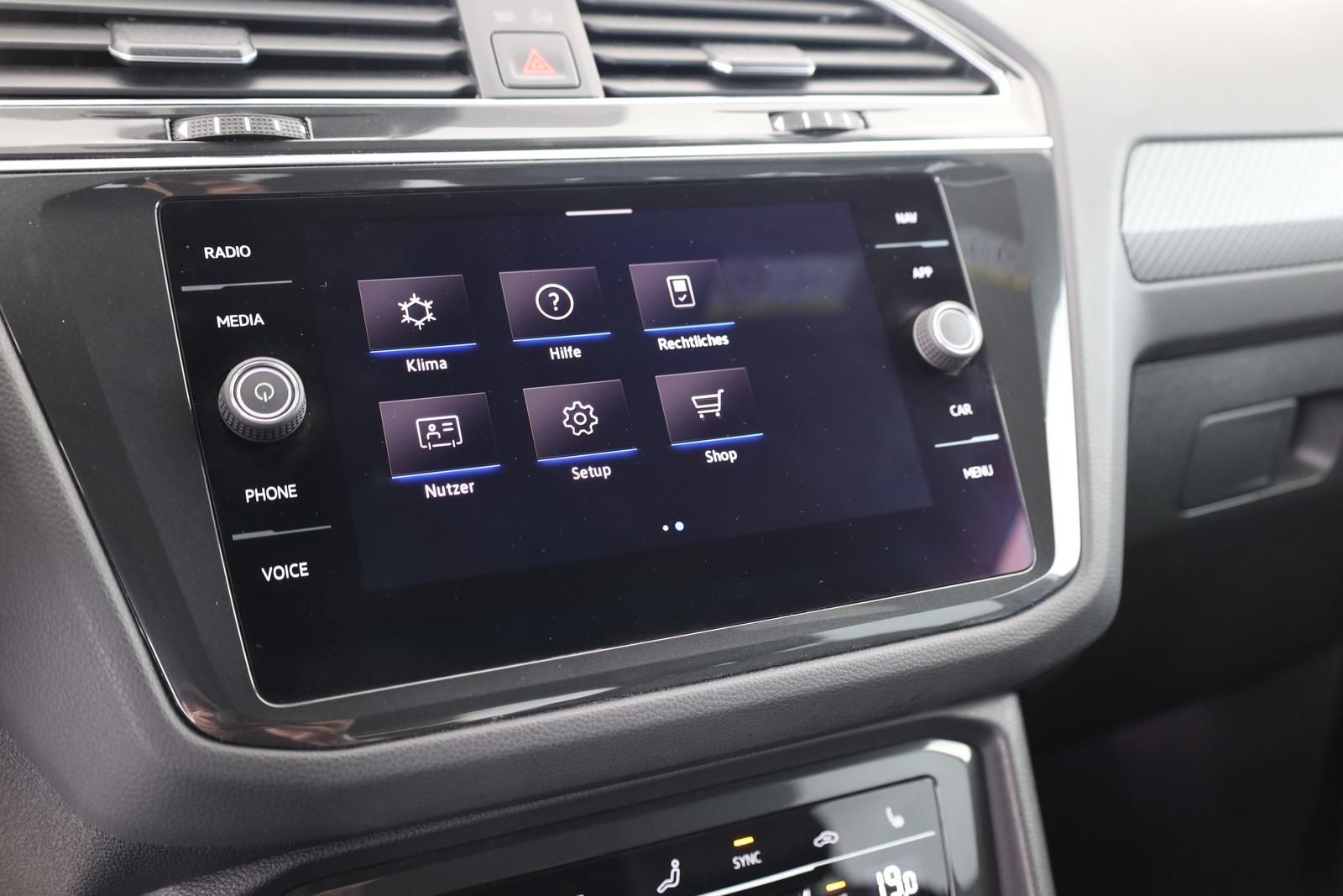 VW Tiguan 2.0 TDI DSG R-Line IQ Pan HUD Nav DCC AHK