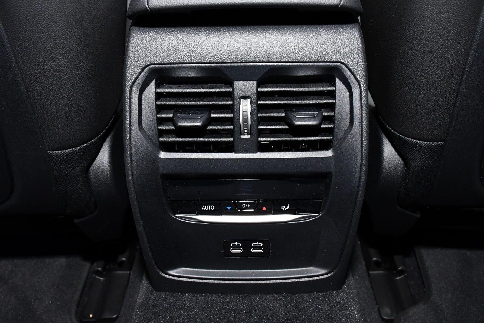 BMW i4 eDrive35 M Sport AHK ACC+ Glasdach Shadow