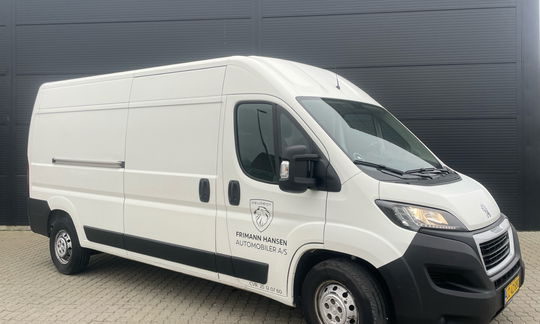 Peugeot Boxer 435 L3H2 2,2 BlueHDi Premium Pro 165HK Van 6g 4d