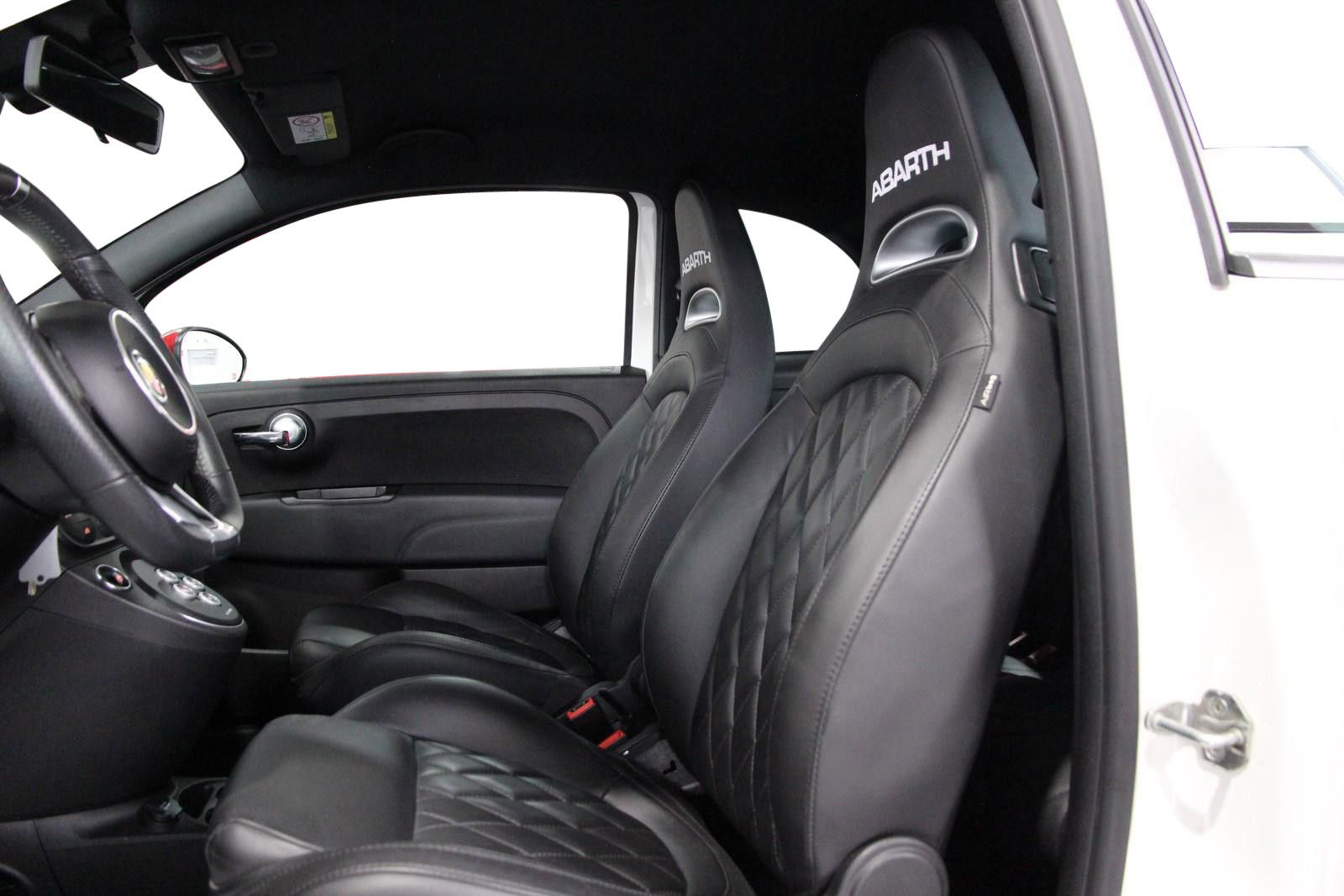 Abarth 595 Turismo 1.4 T-Jet - 165 hk Automatic