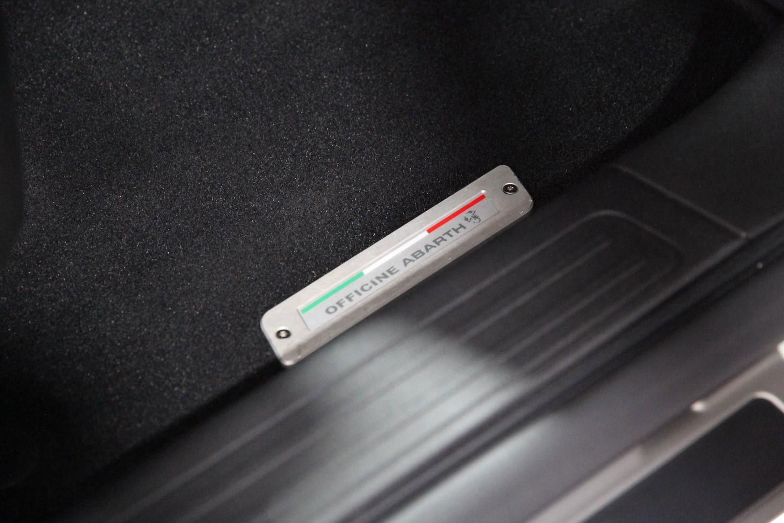 Abarth 595 Turismo 1.4 T-Jet - 165 hk Automatic