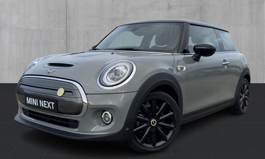 MINI Cooper SE  Experience 3d