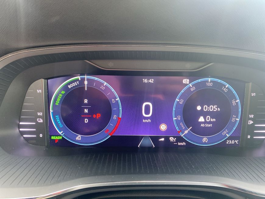 Skoda Octavia Combi 1.4 TSI iV DSG RS Panorama