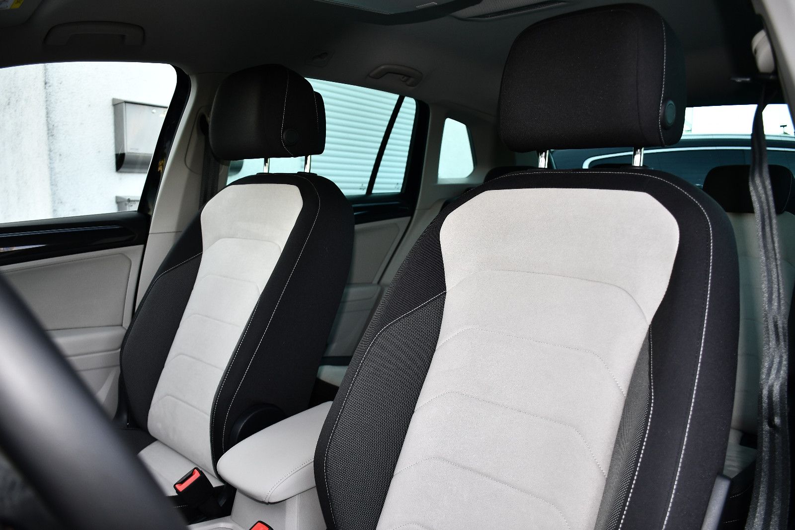 VW Tiguan Elegance 4Motion LED ACC Kamera Virtual C