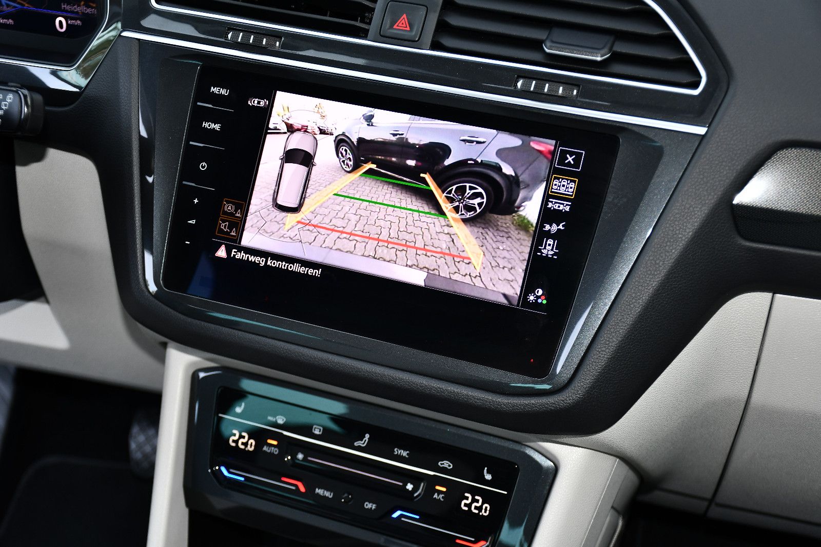 VW Tiguan Elegance 4Motion LED ACC Kamera Virtual C