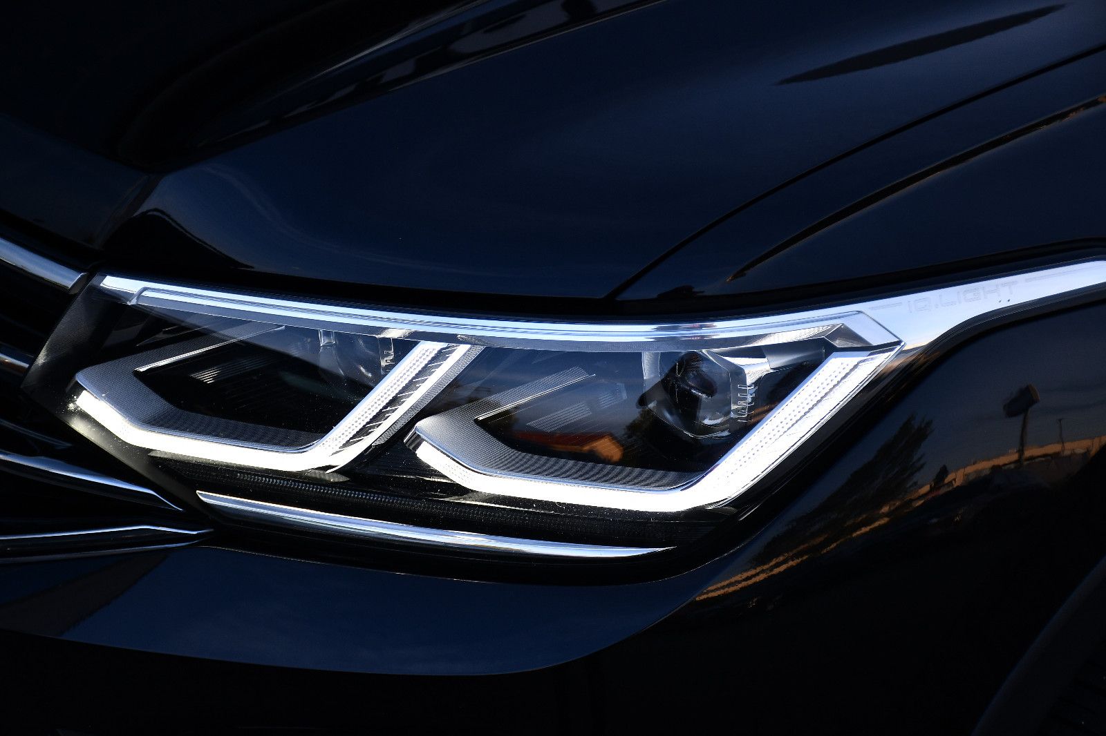 VW Tiguan Elegance 4Motion LED ACC Kamera Virtual C