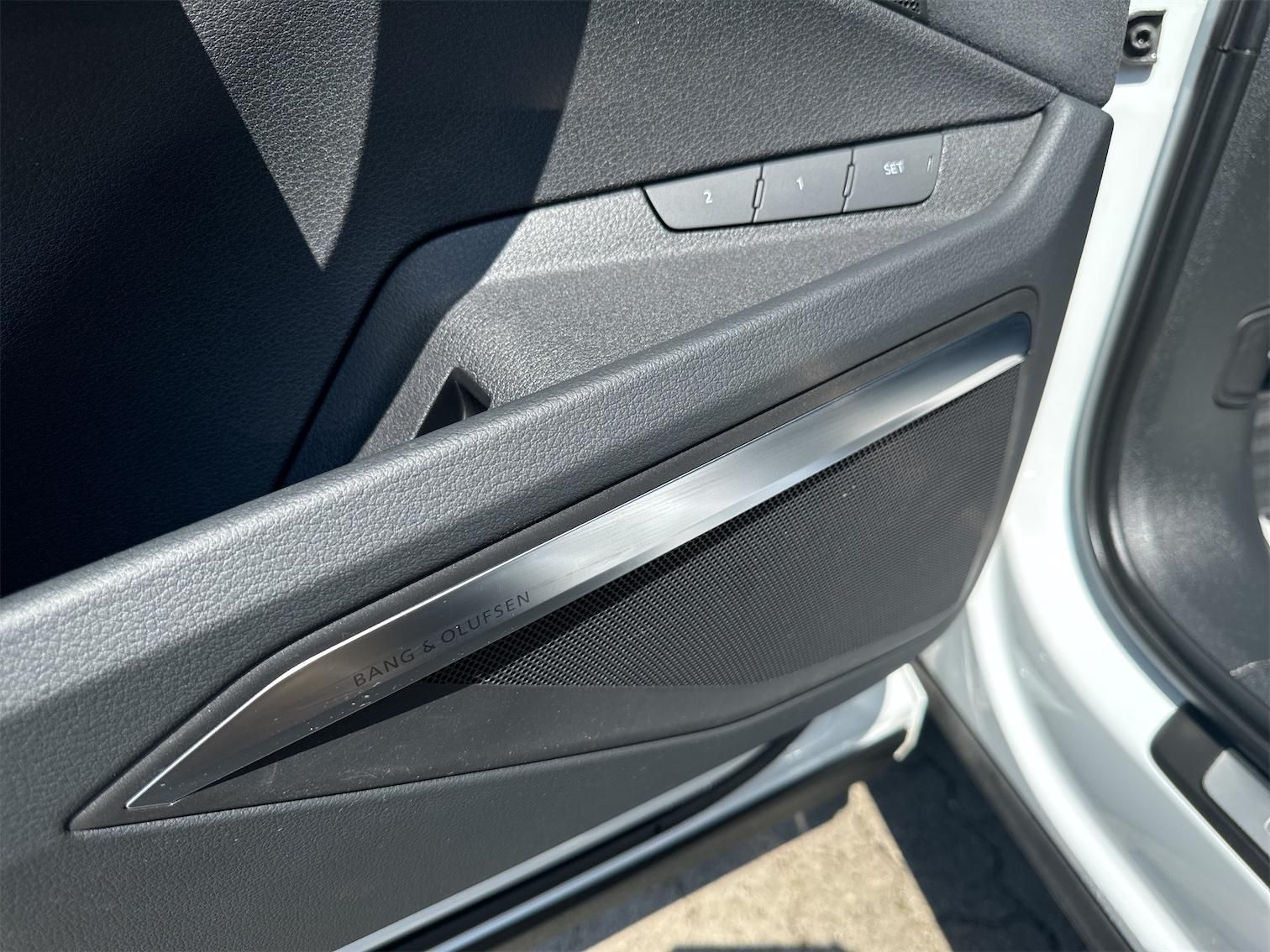 Audi e-tron 50 2x S line AHK BLACK PANO S-SITZE B&O