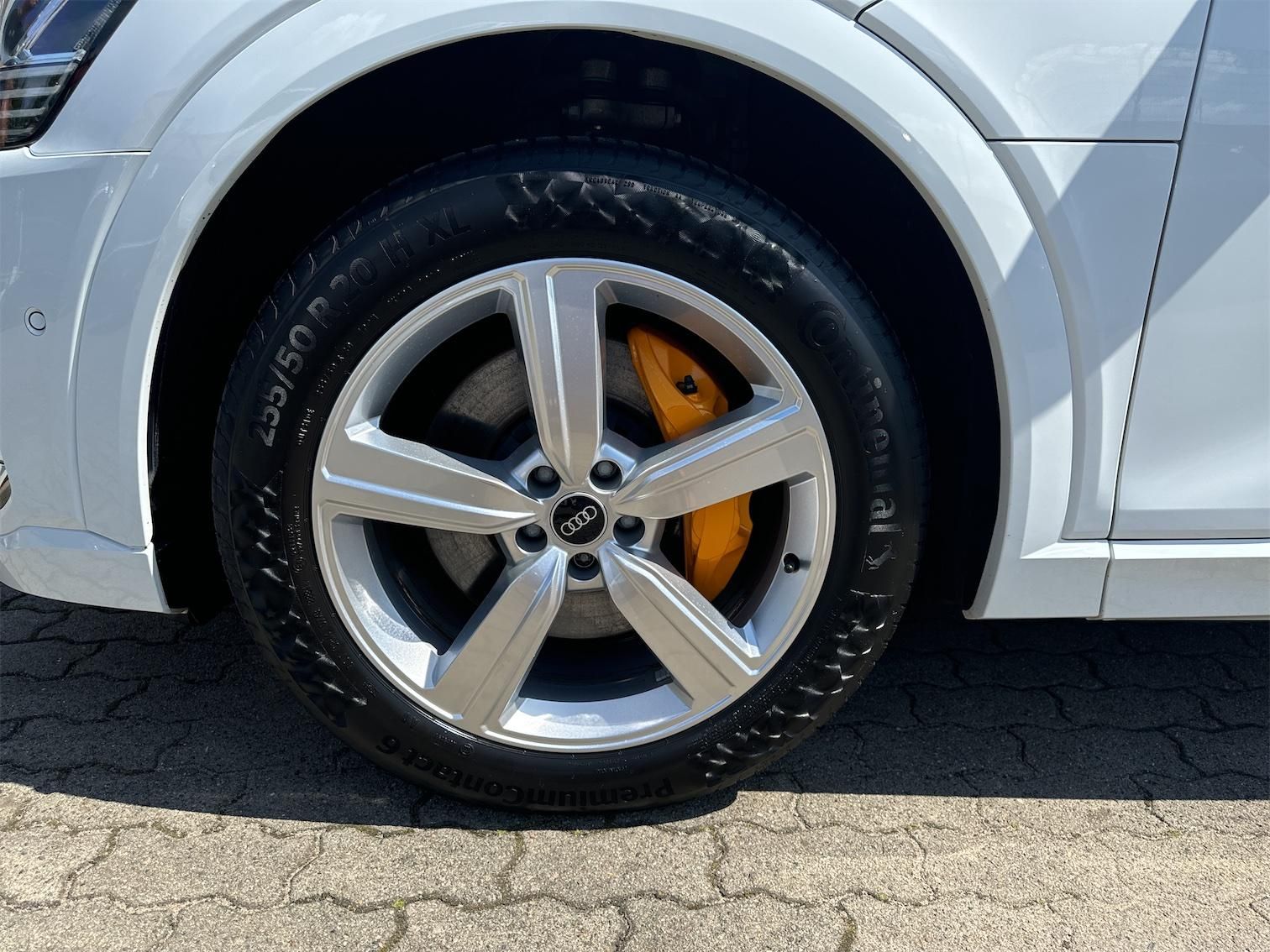 Audi e-tron 50 2x S line AHK BLACK PANO S-SITZE B&O