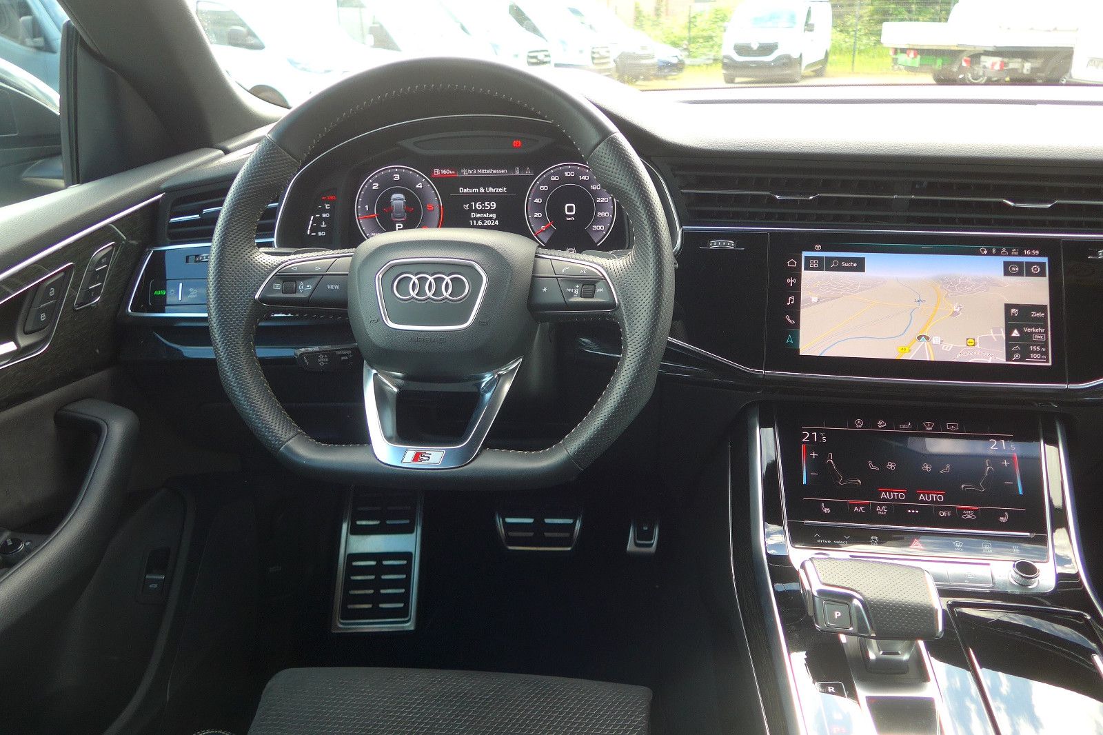 Audi Q8 50 TDi S-Line AHK ACC Kamera Standheiz HeadUp