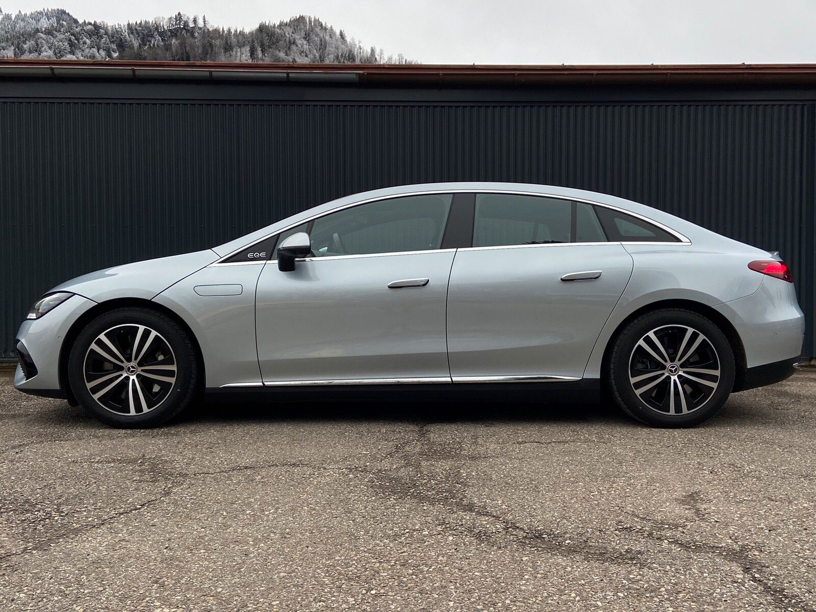 Mercedes EQE350+ Premium HuD AHK HA-Lenkung NP92.689,-