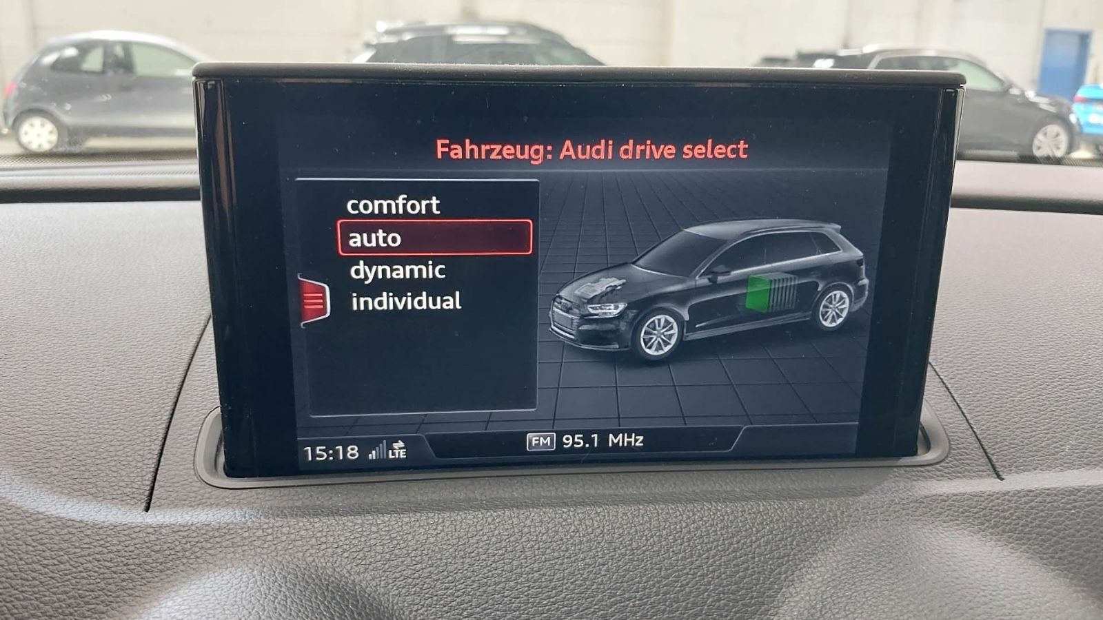 Audi A3 Sportback 40 e-tron sport S-tronic Virtual