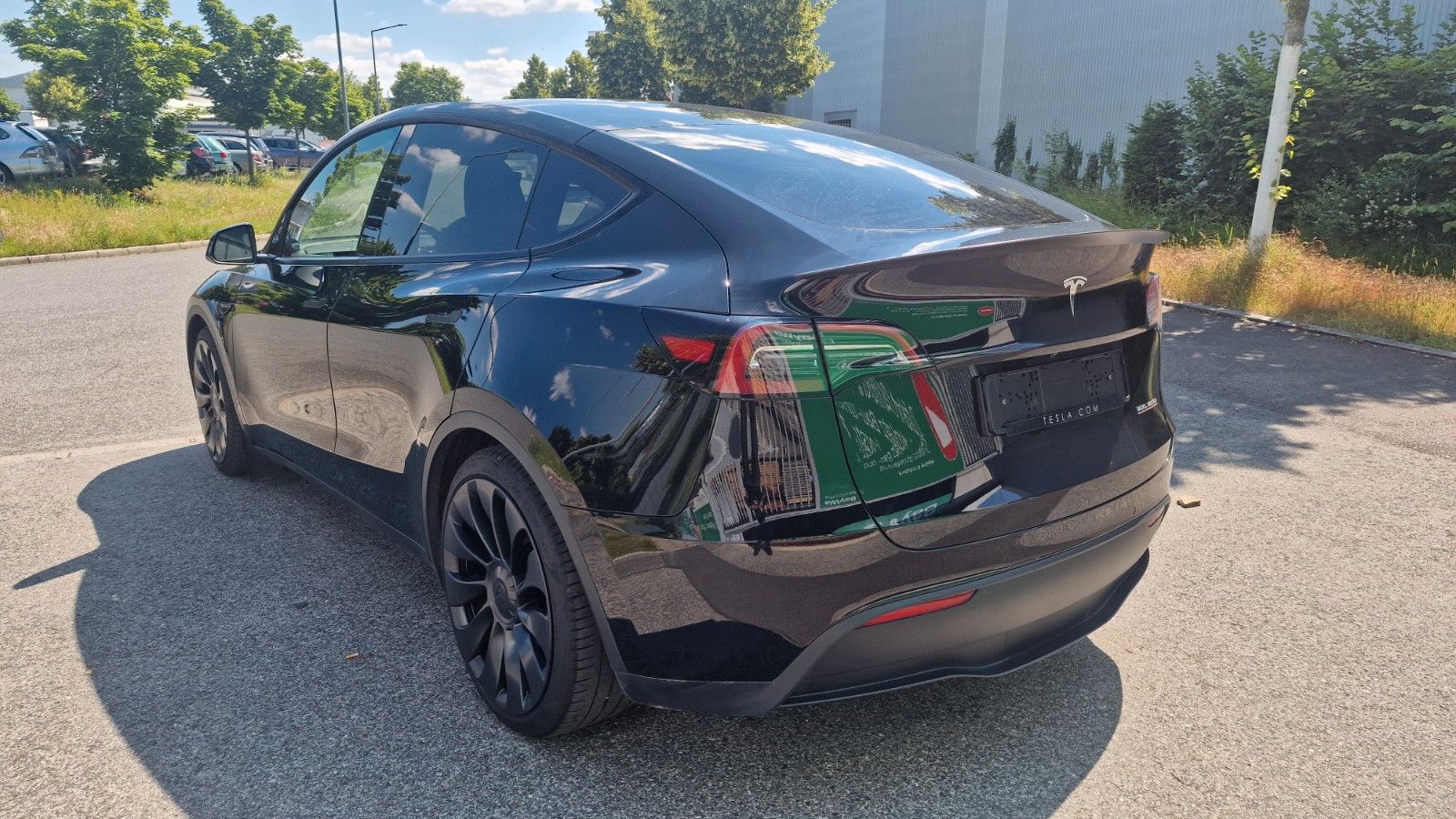 Tesla Model Y Performance Dual Motor AWD AMD Ryzen