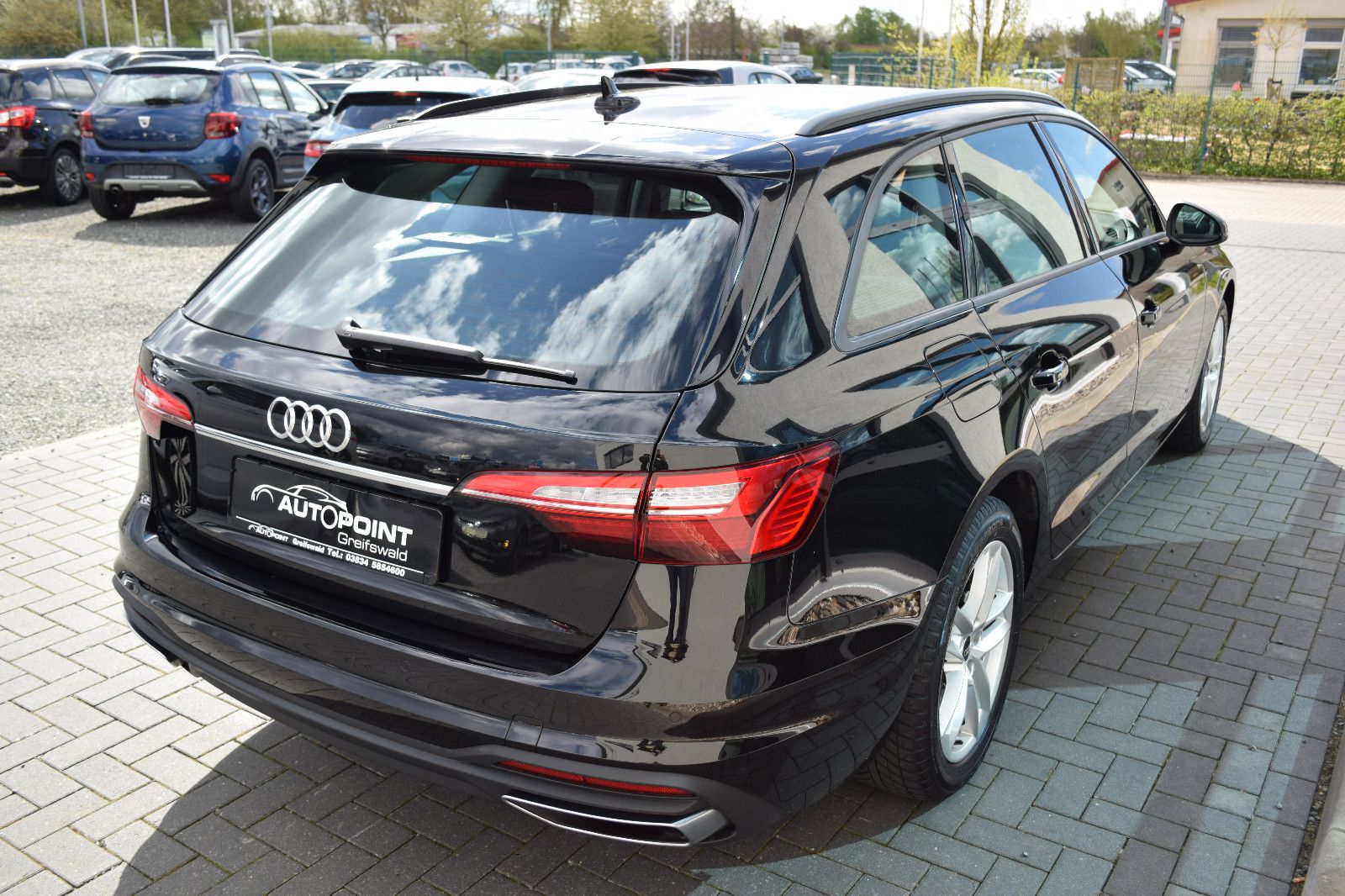 Audi A4 Avant 35 TFSI LED NAVI TEMPOMAT ALLWETTER