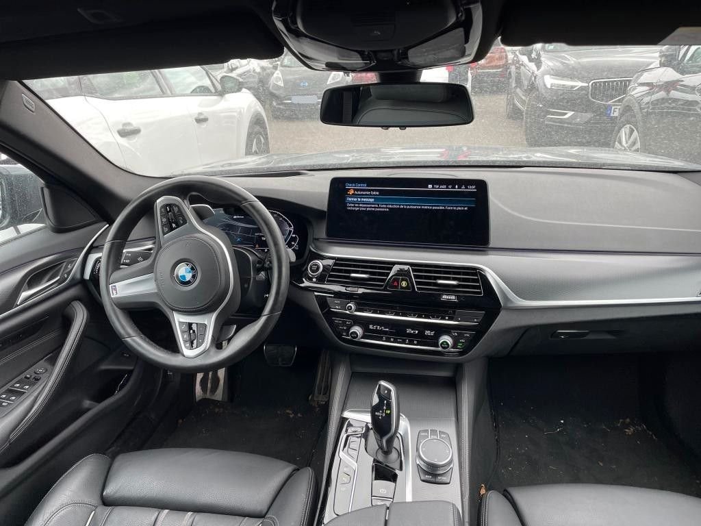 BMW 530e xDrive M Sport*Komfortsitze*
