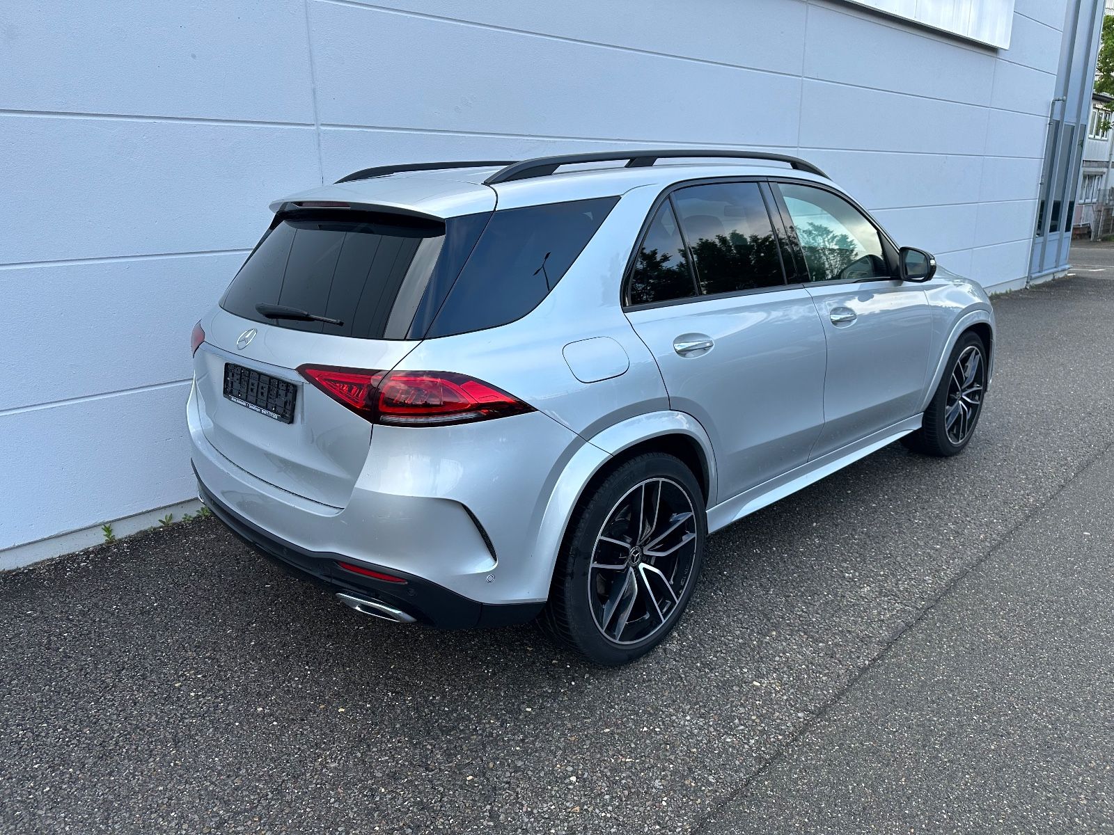 Mercedes GLE400 4M*AMG-LINE*DISTRO*HUD*BURM*AIRM*AHK*22