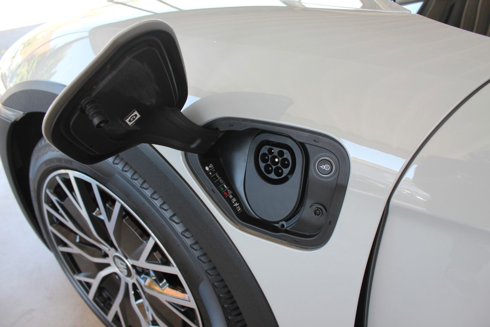 Porsche Taycan 4 Cross Turismo SportChrono/HeadUp/Pano
