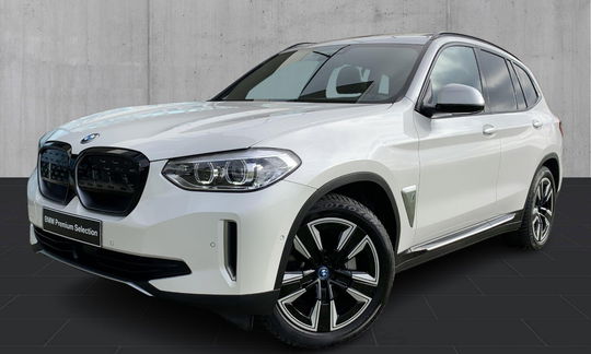 BMW iX3  Executive 5d