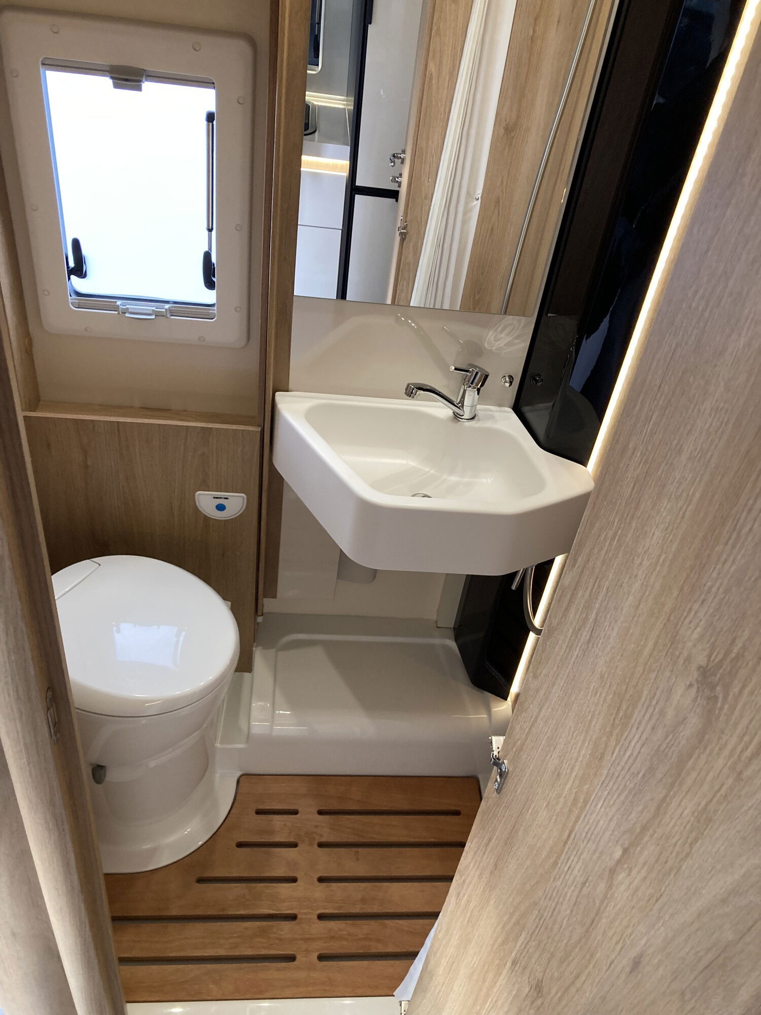 x-Autocamper Roller team Kronos 285 TL