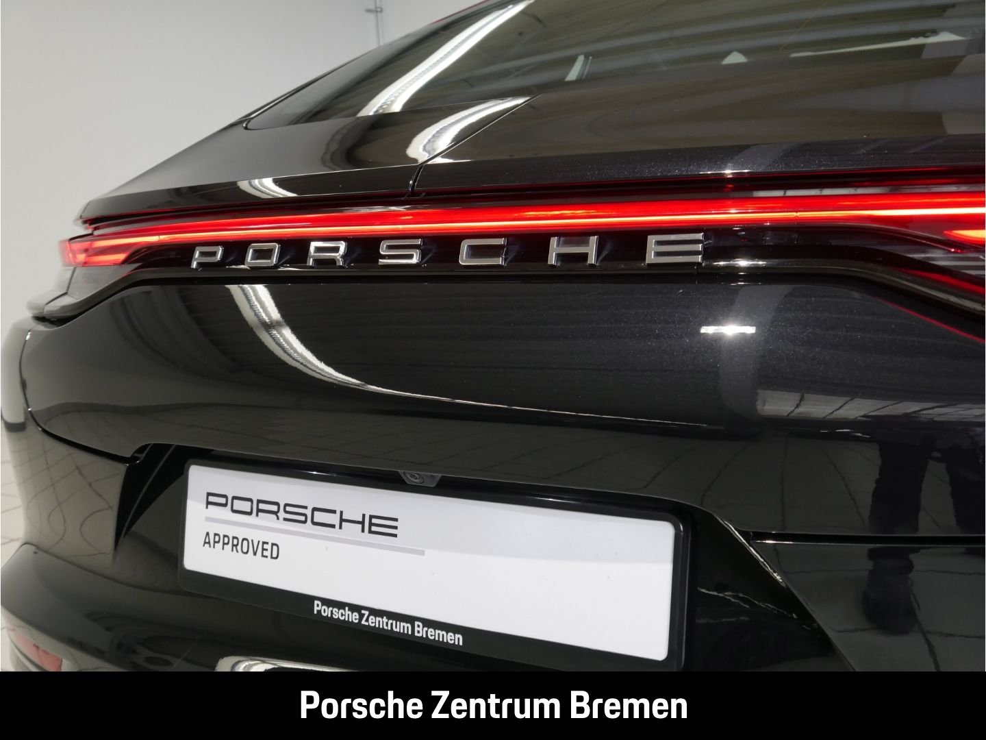 Porsche Panamera 4.0 EU6d Turbo S E-Hybrid Burmester Hin