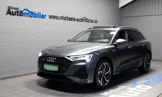 Audi e-tron 55 S-line quattro 5d