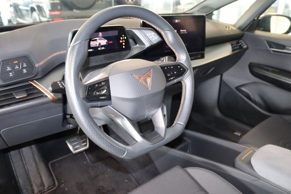 Cupra Born Wärmepumpe-CCS-Sportsitze-Navi-Pilot M-LED-