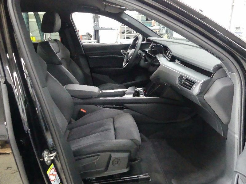 Audi e-tron E-TRON 55 ADVANCED 20Z/ACC/AHK/KAMERA/DAB/4-ZONE