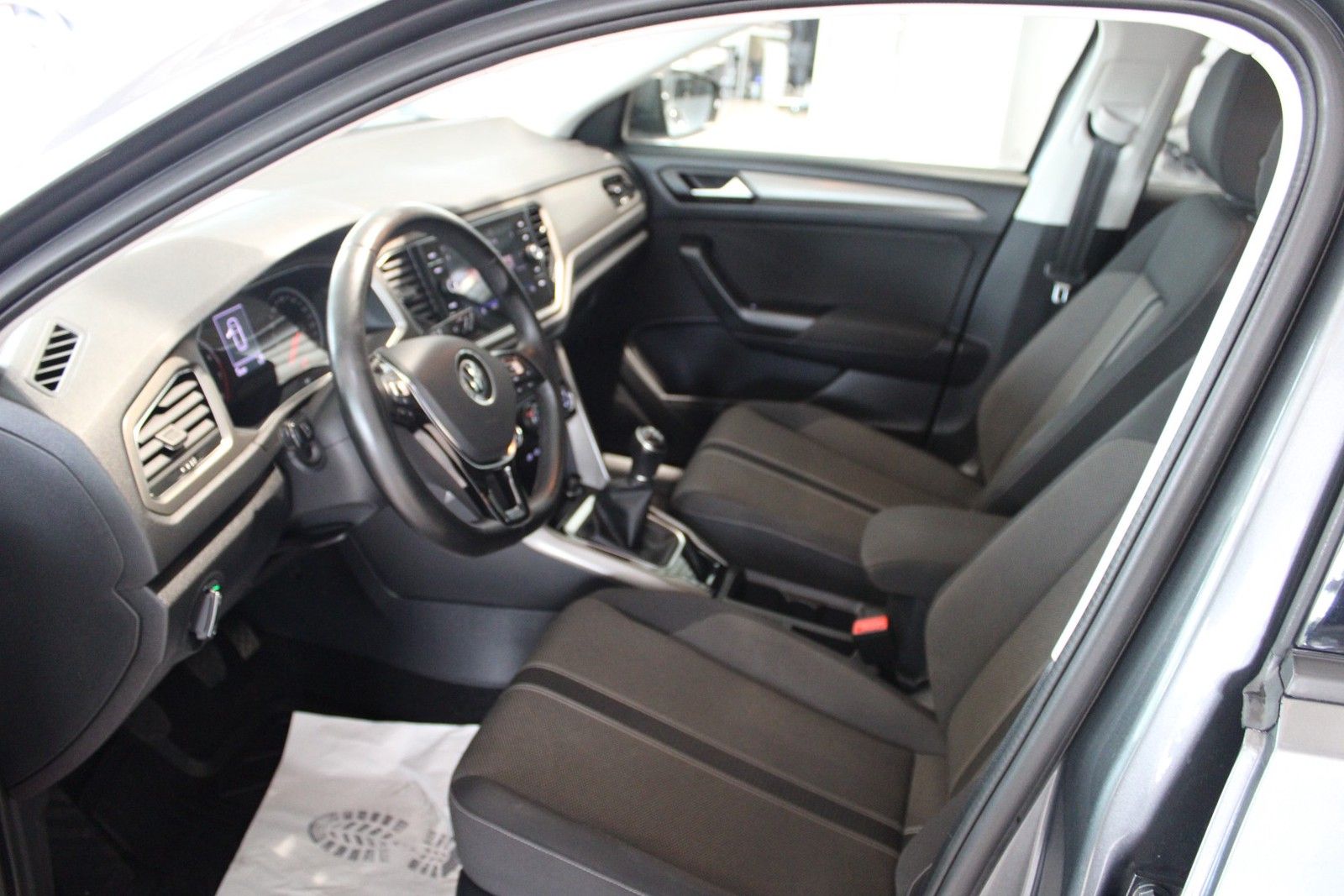 VW T-Roc 1.0 TSI Style *PDC *CARPLAY*
