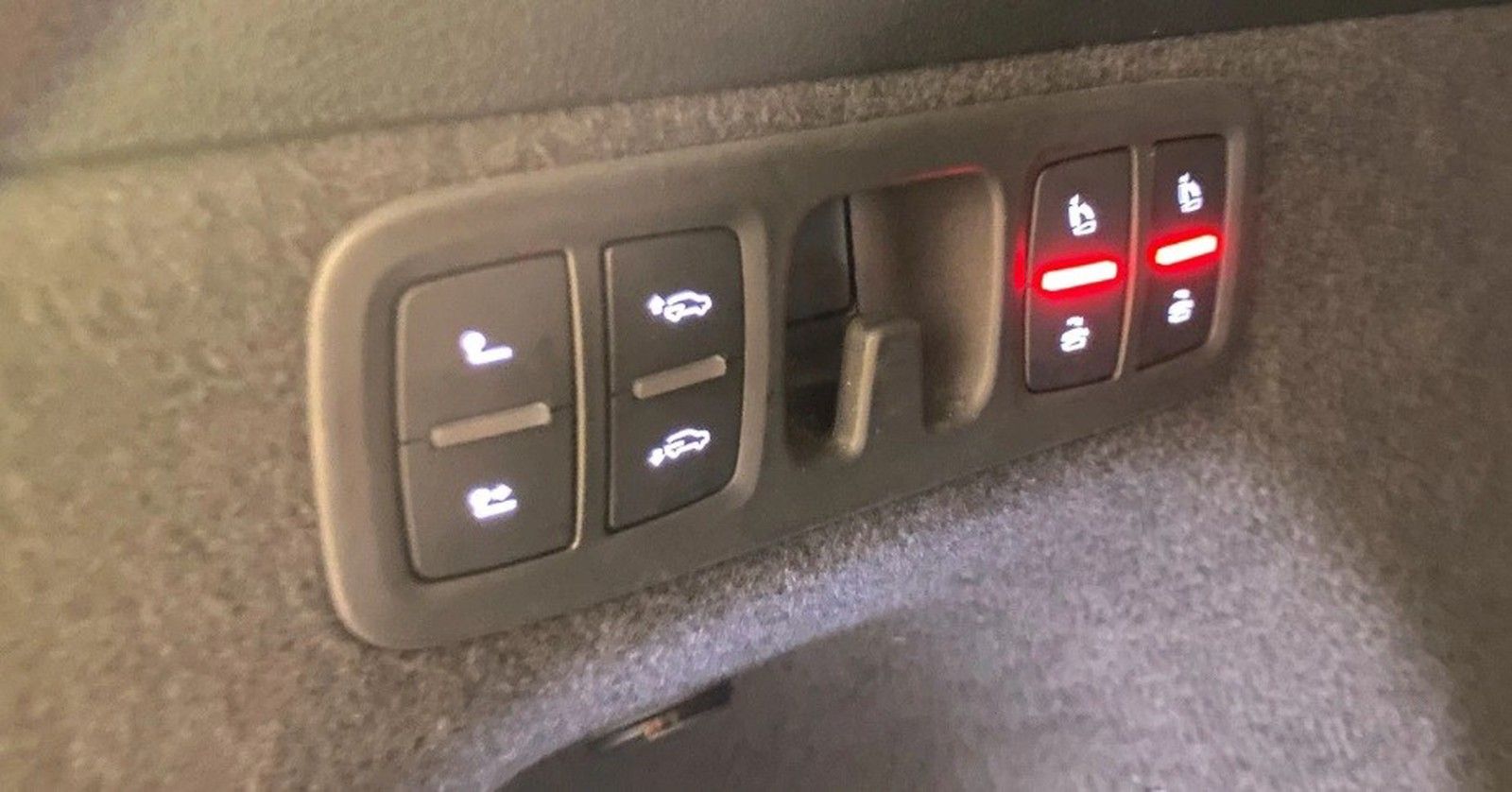 Audi Q7 50 TDI quattro S line *7-SITZ/MATRIX/AHK/360*
