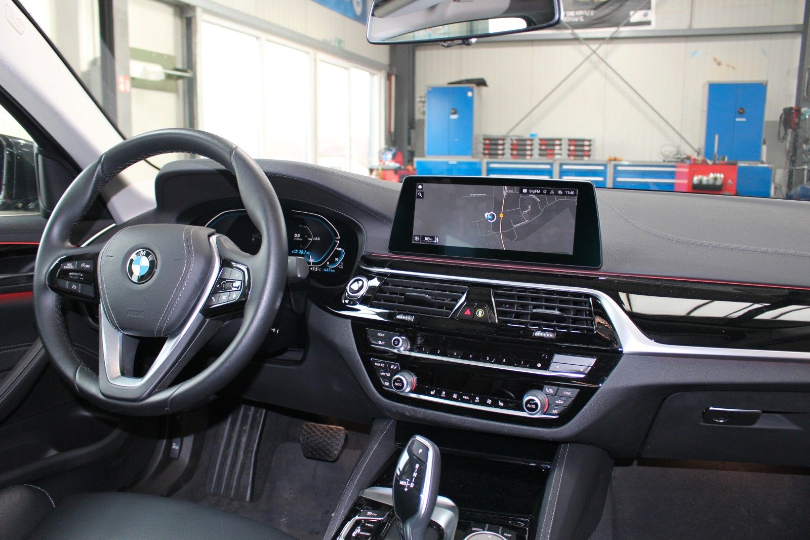BMW 530e Luxury 19.000km 8 fach Alu So+Wi NP75.020€