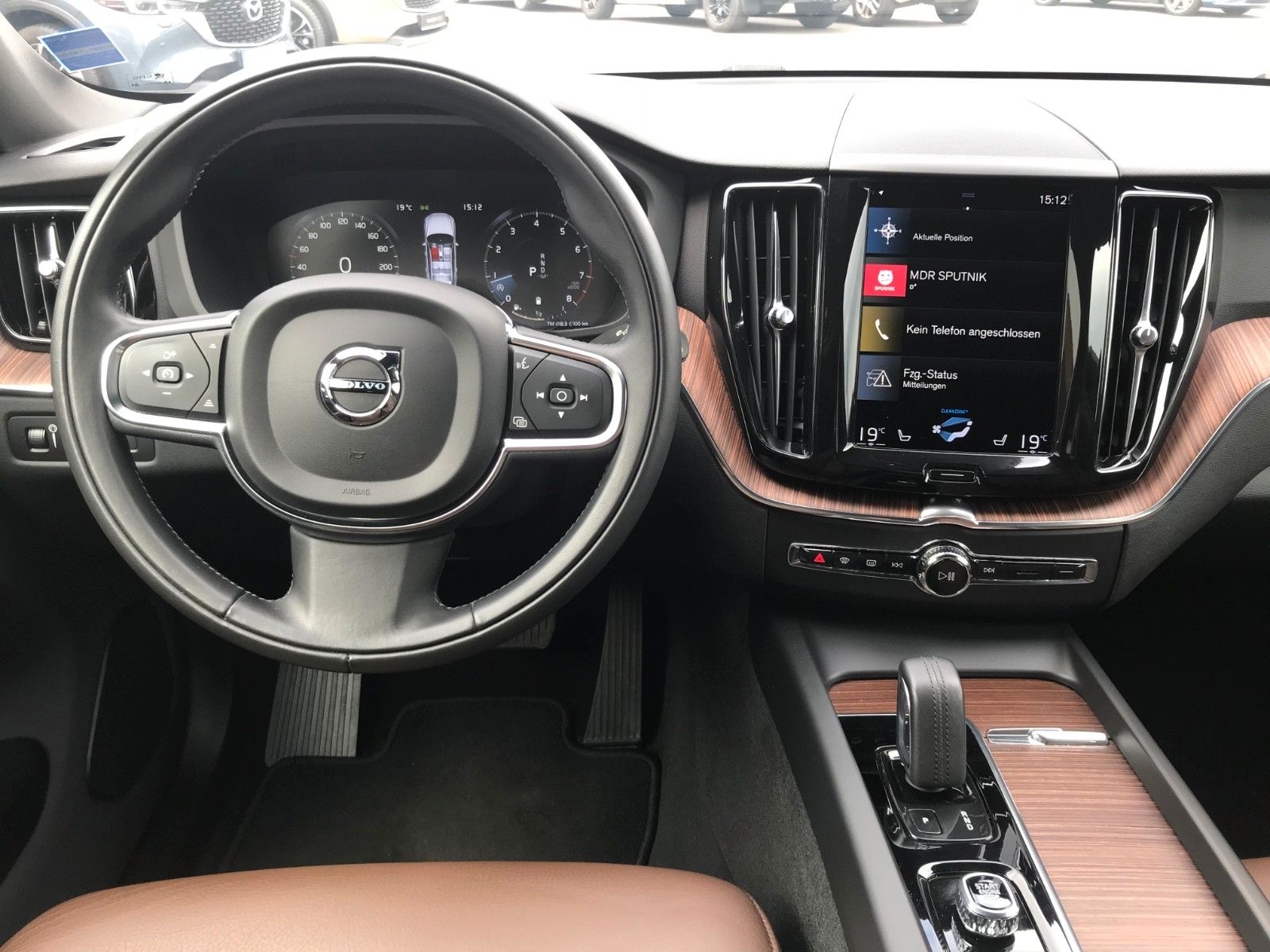 Volvo XC60 B4 Momentum Pro