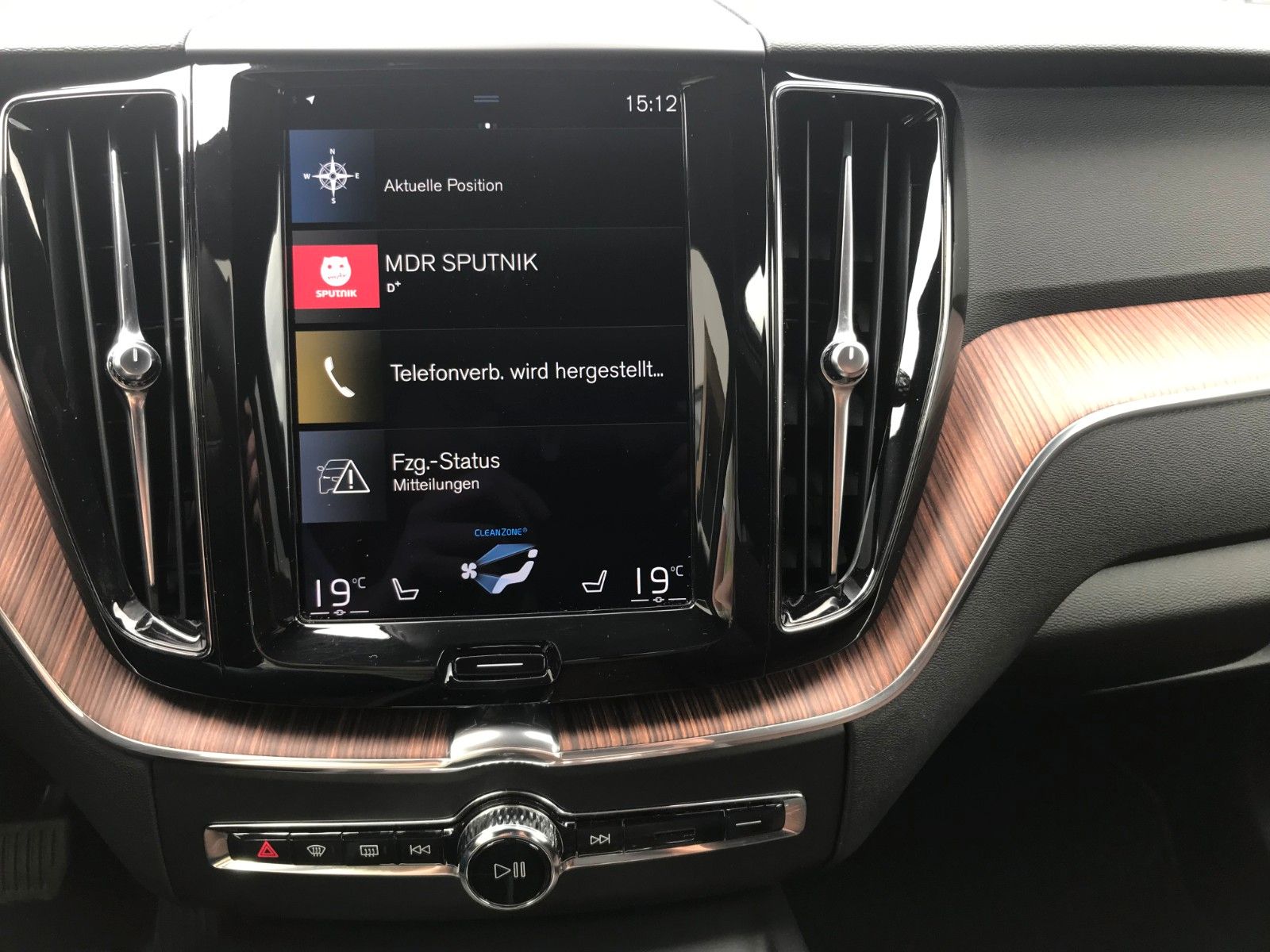 Volvo XC60 B4 Momentum Pro