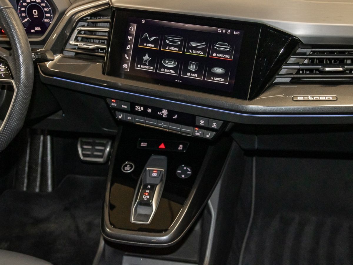 Audi e-tron line Matrix PDC Pano SH