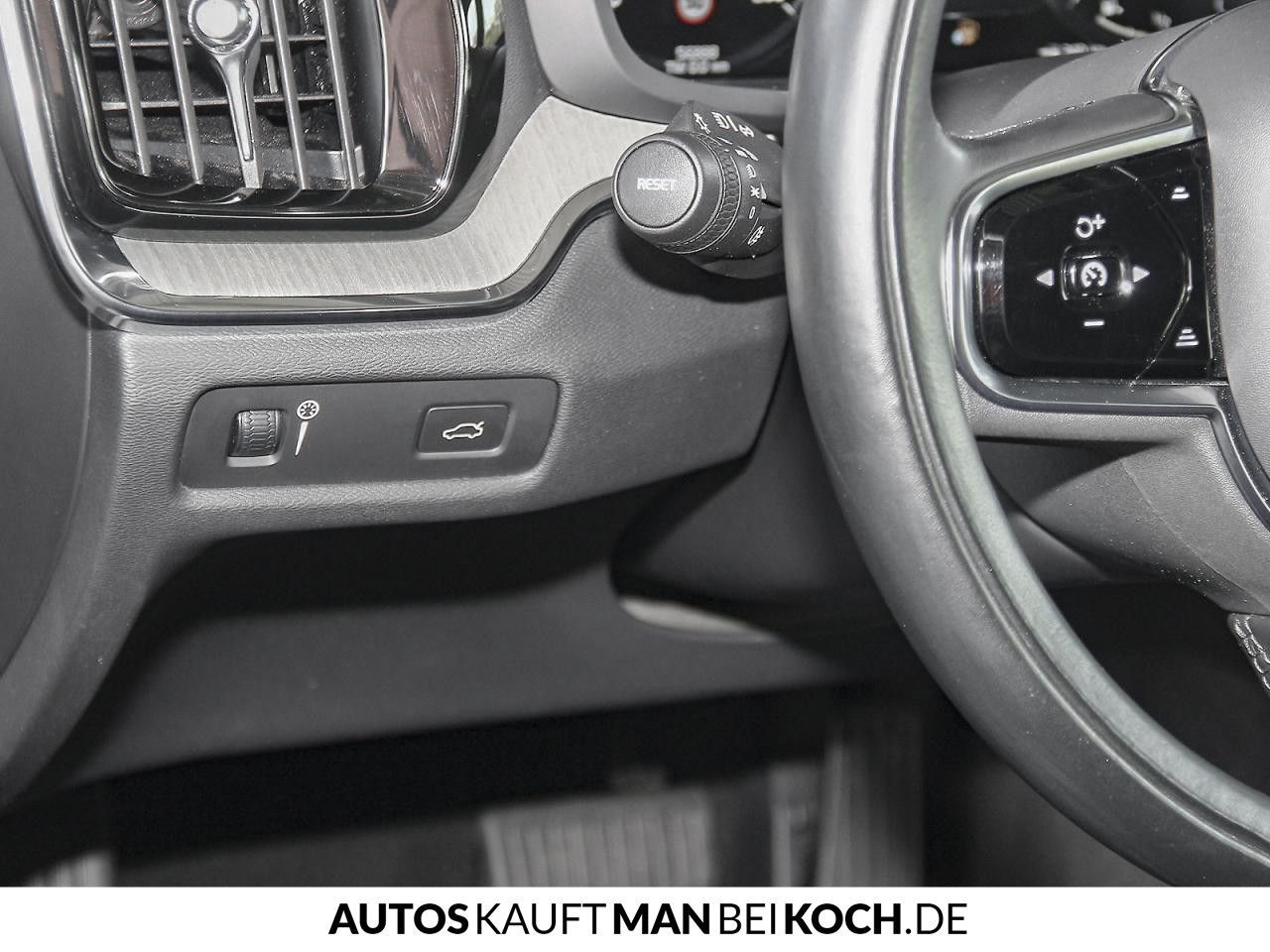Volvo V60 D4 Inscription Geartronic IntelliSPro