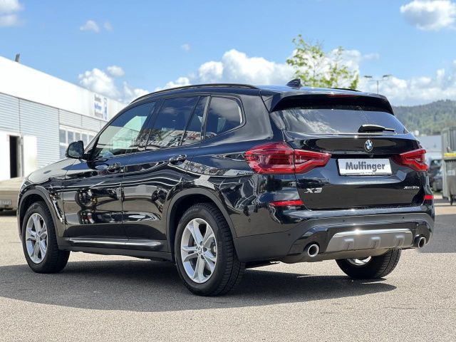BMW X3 x30e Leder ACC Kamera PanoDach LiveProf.Ha/Ka