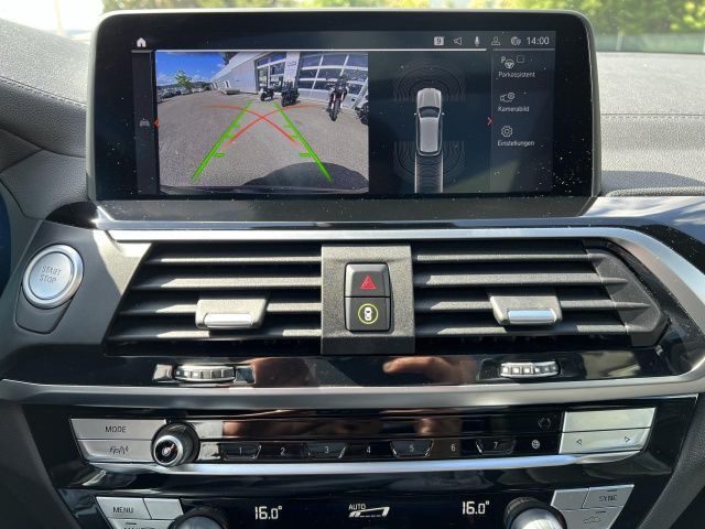 BMW X3 x30e Leder ACC Kamera PanoDach LiveProf.Ha/Ka