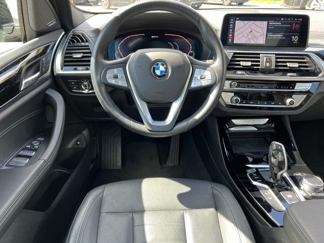 BMW X3 x30e Leder ACC Kamera PanoDach LiveProf.Ha/Ka