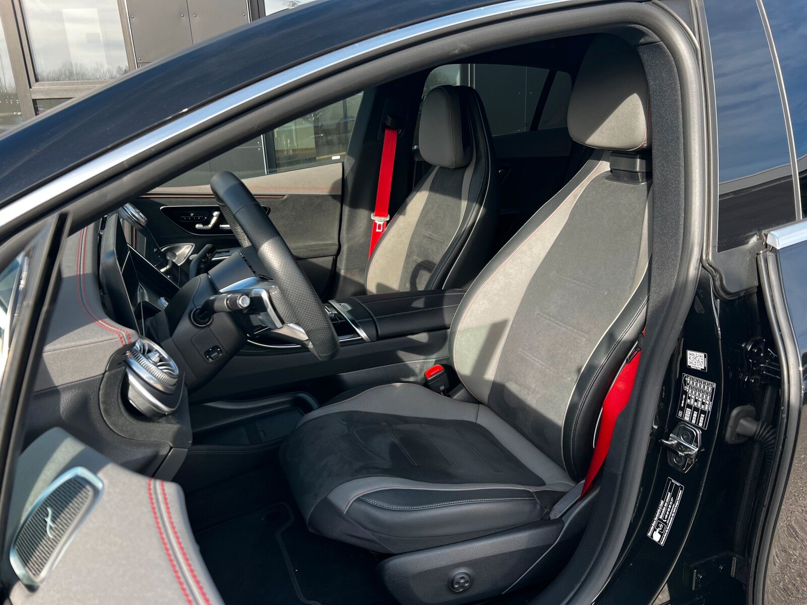 Mercedes EQE350+ AMG D-Light Distronic Abrisskante TOP