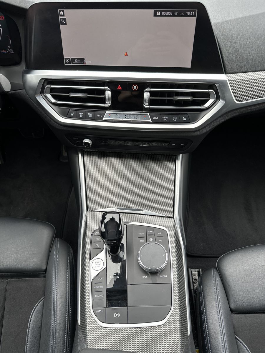 BMW 320d Touring M-Sport NAV+LED+AHK+ACC+19ZOLL+360°
