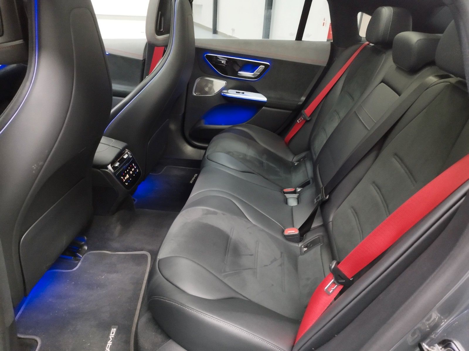 Mercedes EQE350+ + 21" AMG-Line Premium+
