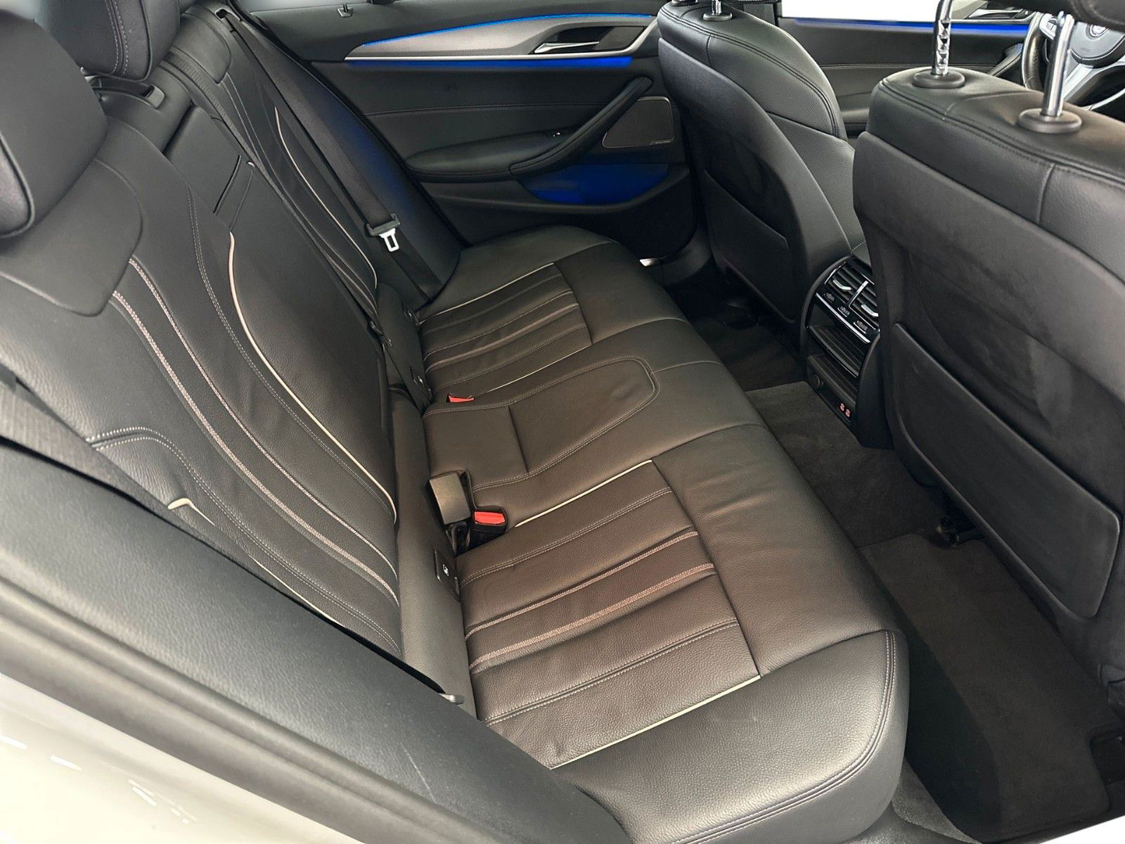 BMW 520d - 190 hk Steptronic Touring