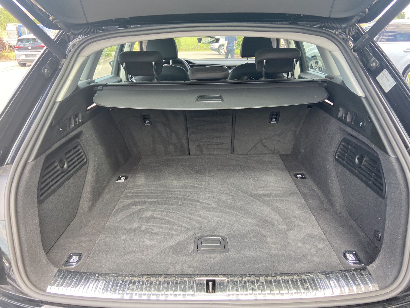 Audi e-tron quattro 50 19"+NAVI+LED+CCS+VIRTUAL-COCKP