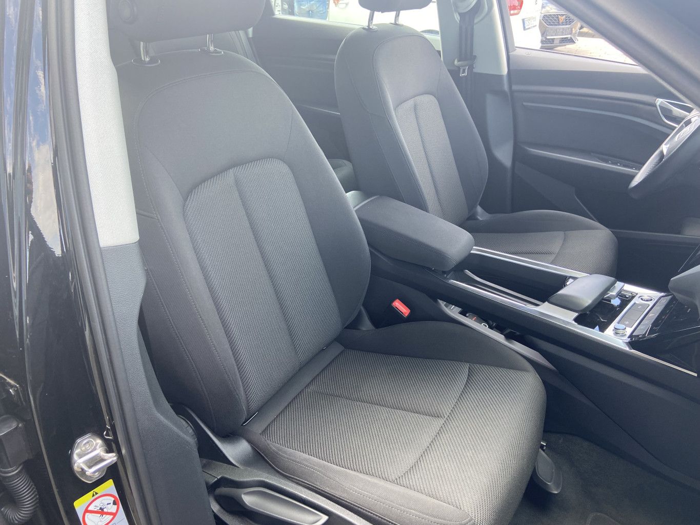 Audi e-tron quattro 50 19"+NAVI+LED+CCS+VIRTUAL-COCKP