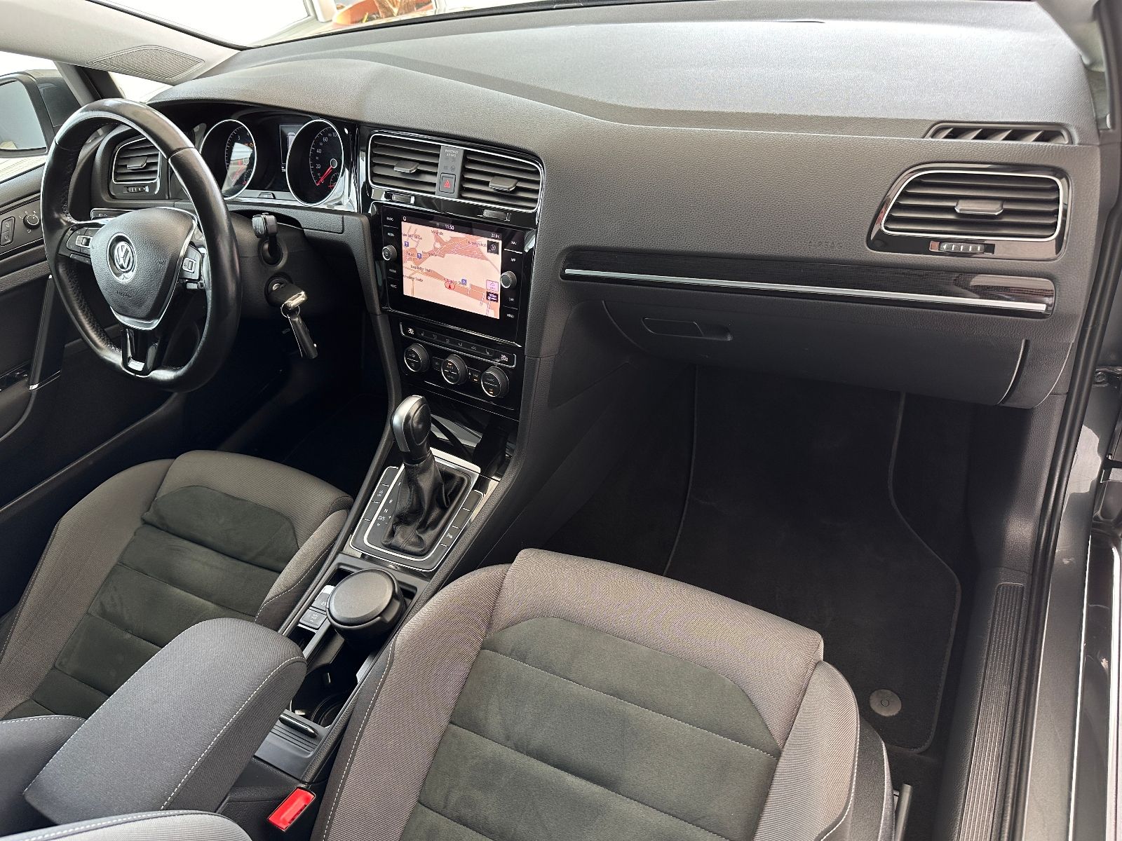 VW Golf Variant Highline 1.5TSI Navi ACC LED 5J.Ga