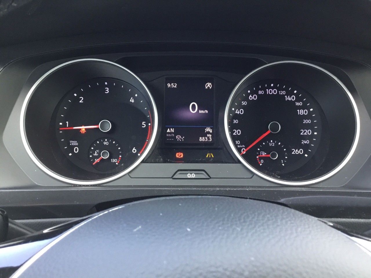 VW Tiguan 2.0 TDI IQ.DRIVE++AHK++Navi++Winterpaket+