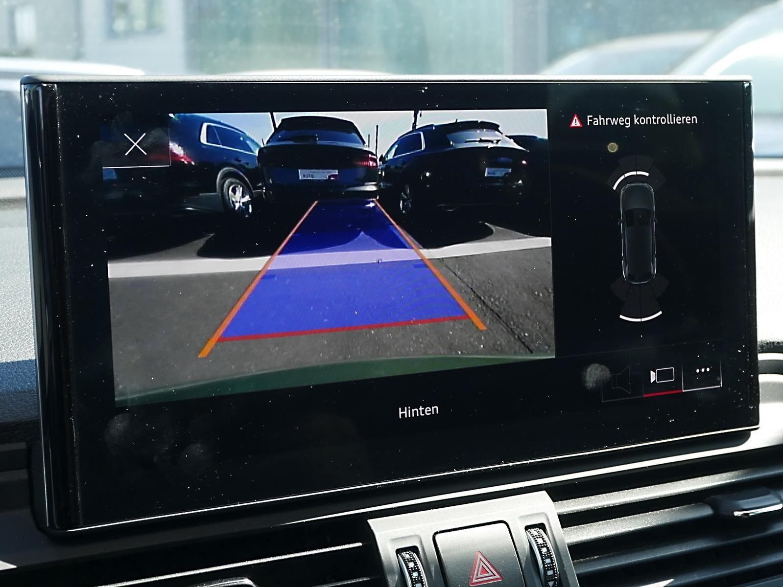Audi Q5 50 TFSI e S line AHK Matrix RüKa