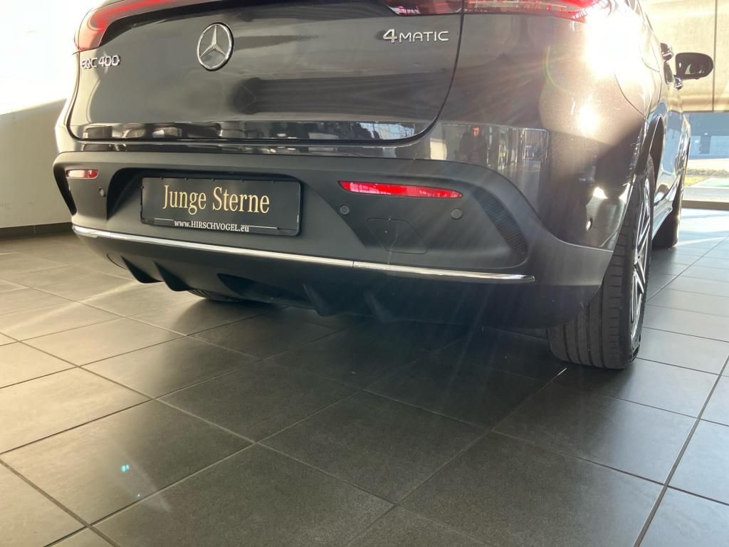 Mercedes EQC400 4M AMG-Line+SD+AHK+DISTRO+MULTIBEAM+MBUX