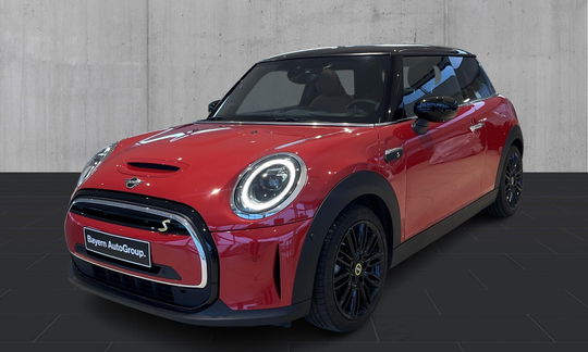 MINI Cooper SE  Maximise 3d