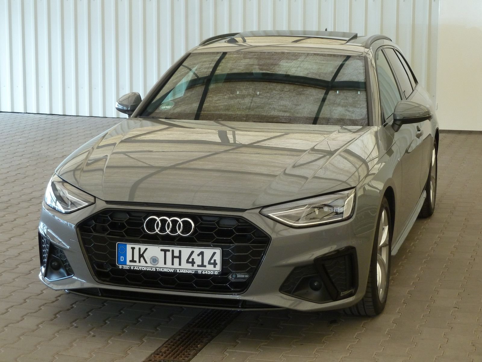 Audi A4 Avant 40 2.0 TDI s-line s-tronic LED Navi SH